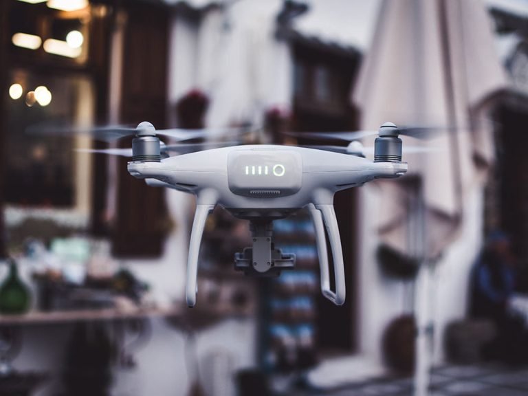 jason blackeye 2SPPbNbVQ3Y unsplash Declutter Hacks Reviews